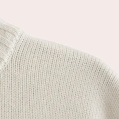 Truien & Vesten Dames*Aaliyah - Chique Comfort Oversized Damestrui voor Lente/Zomer Wit