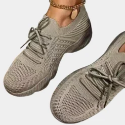 Damesschoenen*Ademende zomerse damessneakers