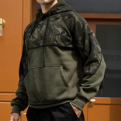 Truien & Vesten Heren*Antonis - Lichte Zomer Herenhoodie met Camouflage Dessin