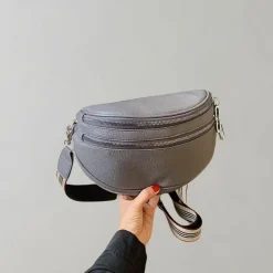 Tassen*Arvella - Zomerse crossbody tas met dubbele rits