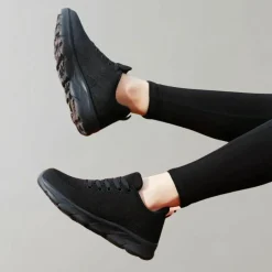 Damesschoenen*Atti - Ademende zomerse wandelschoenen Zwart