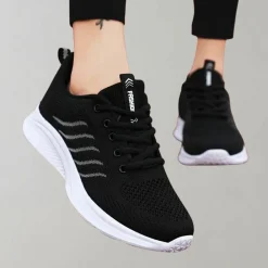 Damesschoenen*Avara - Lichtgewicht zomerse wandelschoenen