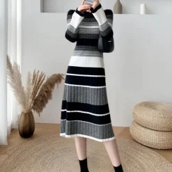 Jurken & Jumpsuits Dames*Betina - Casual en elegante gestreepte zomerjurk voor dames