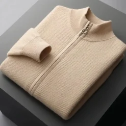 Truien & Vesten Heren*BOJAN - Stijlvol Luchtig Vest voor Heren voor de Zomer