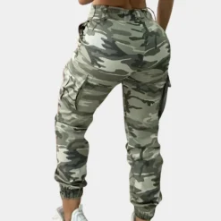 Broeken & Rokken Dames*dames cargobroek voor de zomer Camouflage