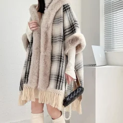 Truien & Vesten Dames*Daniella - Comfortabele Lichte Zomersjaal voor dames