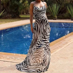 Jurken & Jumpsuits Dames*Dayana - Gedurfde Rugloze Maxi met Zebra Strepen voor de Zomer Zwart