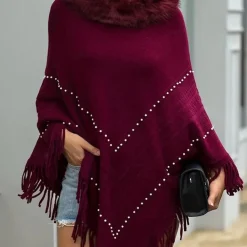 Truien & Vesten Dames*Eftychia - Luchtige Gebreide Poncho met Verfijnde Details voor Dames - Perfect voor de Zomer Rood