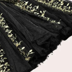 Jurken & Jumpsuits Dames*Eleanora - Elegante Kanten Zomerjurk met V-Hals Zwart