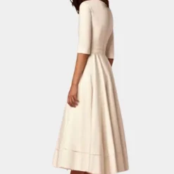 Jurken & Jumpsuits Dames*Elegante damesjurk met v-halslijn voor de zomer