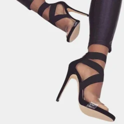 Damesschoenen*Elegante zomersandalen met kruisband voor dames