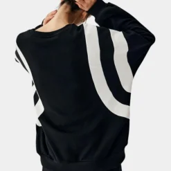 Topjes & Shirts Dames*ELIANY - Moderne Los Sweatshirt voor Dames - Zomerse Editie Zwart