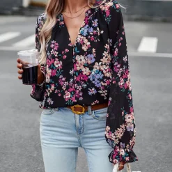 Blazers & Blouses Dames*ELLIE - Modieuze bloemenblouse voor de zomer