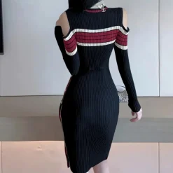 Jurken & Jumpsuits Dames*Eluned - Trendy zomerse gebreide jurk met koude schouders voor dames Zwart