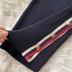 Jurken & Jumpsuits Dames*Eluned - Trendy zomerse gebreide jurk met koude schouders voor dames Zwart