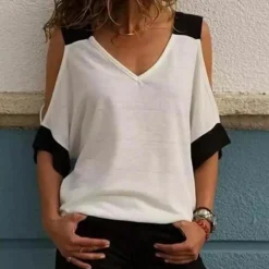 Topjes & Shirts Dames*Elvira - Casual Zomertop met Koude Schouders voor Dames