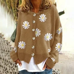 Truien & Vesten Dames*ENYA - Luchtig gebreid vest met knopen voor dames, perfect voor de zomer