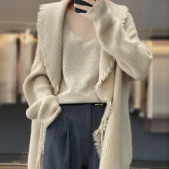 Truien & Vesten Dames*Eszti - Zacht en modieus gebreid damesvest voor de zomer