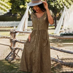 Jurken & Jumpsuits Dames*EVERLEIGH - Zomerse midi-jurk met knopen