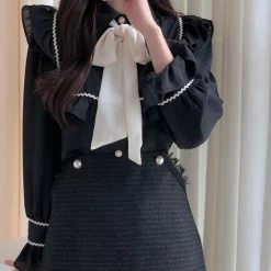 Blazers & Blouses Dames*Evgenia - Elegante Zomer Damesblouse met Ruffle Rand en Strik