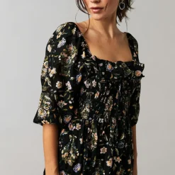 Jurken & Jumpsuits Dames*Fie - Zomerse gebloemde midi-jurk met ruches