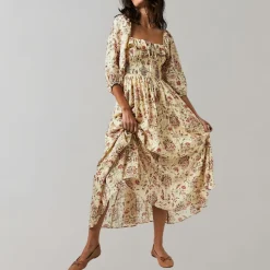 Jurken & Jumpsuits Dames*Fie - Zomerse gebloemde midi-jurk met ruches