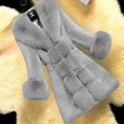 Jassen Dames*GIUSEPPINA - Luxe Pluizige Mantel voor Dames