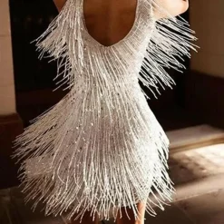 Jurken & Jumpsuits Dames*GRACE - Elegante zomerse mini jurk met kwastjes