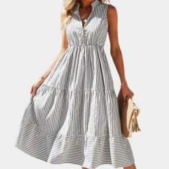 Jurken & Jumpsuits Dames*Inara - Stijlvolle gestreepte damesjurk voor de zomer