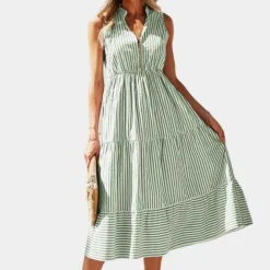 Jurken & Jumpsuits Dames*Inara - Stijlvolle gestreepte damesjurk voor de zomer