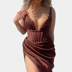 Jurken & Jumpsuits Dames*Jekaterina - Tijdloze elegante damesjurk voor de zomer Bruin