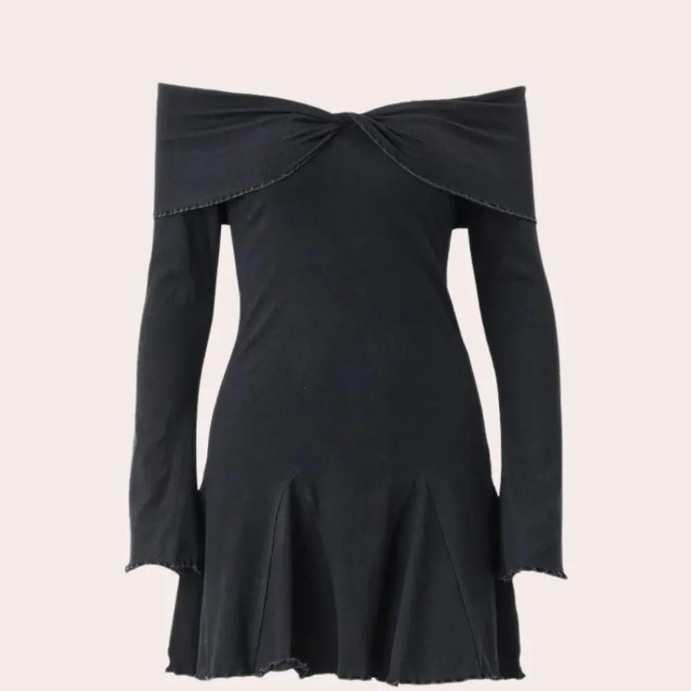 Jurken & Jumpsuits Dames*Joelene - Gebreide damesjurk met off shoulder voor de zomer