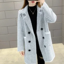 Truien & Vesten Dames*Karola - Stijlvolle Halflange Damesjas voor de Zomer