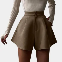 Broeken & Rokken Dames*Khuja - Elegante zomershort voor dames