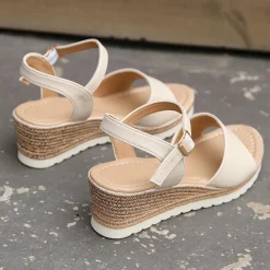 Damesschoenen*KIANA - Zomerse casual sleehak sandalen