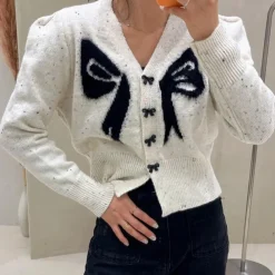 Truien & Vesten Dames*Kitarni - Dames Vest met Speels Strik Design voor de Zomer Wit