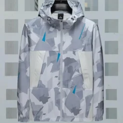 Jassen Heren*Konstantin - Herenjas met moderne camouflage en capuchon voor de zomer