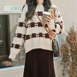 Truien & Vesten Dames*Kronid - Comfortabele zomerse trui voor dames Khaki