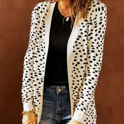 Truien & Vesten Dames*Laila - Zomerse cardigan met lange mouwen en print voor dames Abrikoos