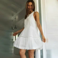 Jurken & Jumpsuits Dames*LEANNA - Elegante zomerjurk voor zonnige dagen Wit