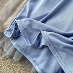 Jurken & Jumpsuits Dames*Leticia - Stijlvolle Zomer Bloemenjurk met Opstaande Kraag en Lantaarnmouwen