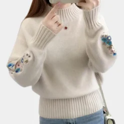 Truien & Vesten Dames*Lichte damestrui met bloemenborduursel voor de zomer