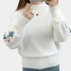 Truien & Vesten Dames*Lichte damestrui met bloemenborduursel voor de zomer