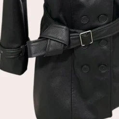 Jassen Dames*Lichte leren damesjas voor de zomer Zwart