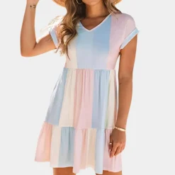 Jurken & Jumpsuits Dames*Lichtgewicht en kleurrijke damesjurk voor de zomer