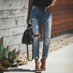 Broeken & Rokken Dames*LISELOTTE - Vrouwen gescheurde zomerjeans