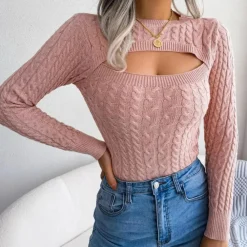 Truien & Vesten Dames*Naomi - Stijlvolle Gebreide Zomertop met Cut-Out voor Dames