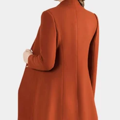 Jassen Dames*Natalie - Tijdloze damesjas met één rij knopen voor de zomer