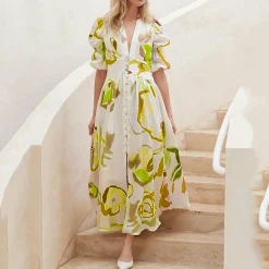 Jurken & Jumpsuits Dames*NYOMI - Modieuze zomerjurk voor zonnige dagen