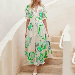 Jurken & Jumpsuits Dames*NYOMI - Modieuze zomerjurk voor zonnige dagen